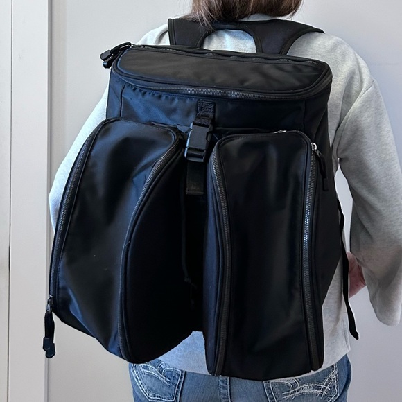 Banana Republic Large Black Insulated Backpack Hiking Golf Picnic 11x16 Unisex main image 12
